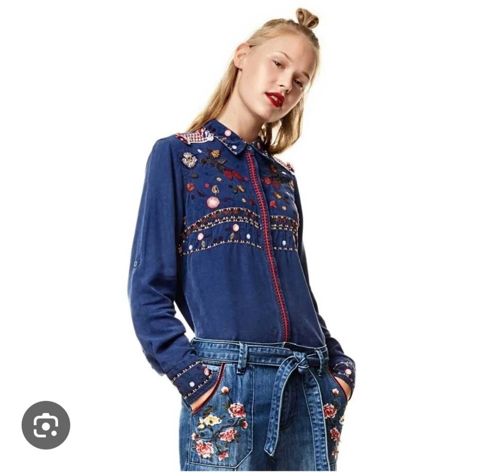 Desigual Bruselas embroidered shirt size M